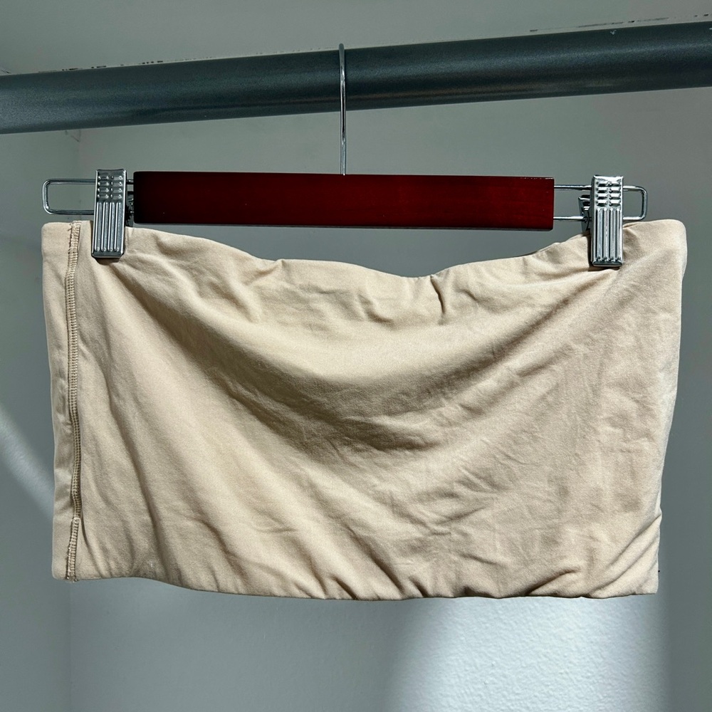 SKIMS Bandeau Bra Beige 2X. NWOT